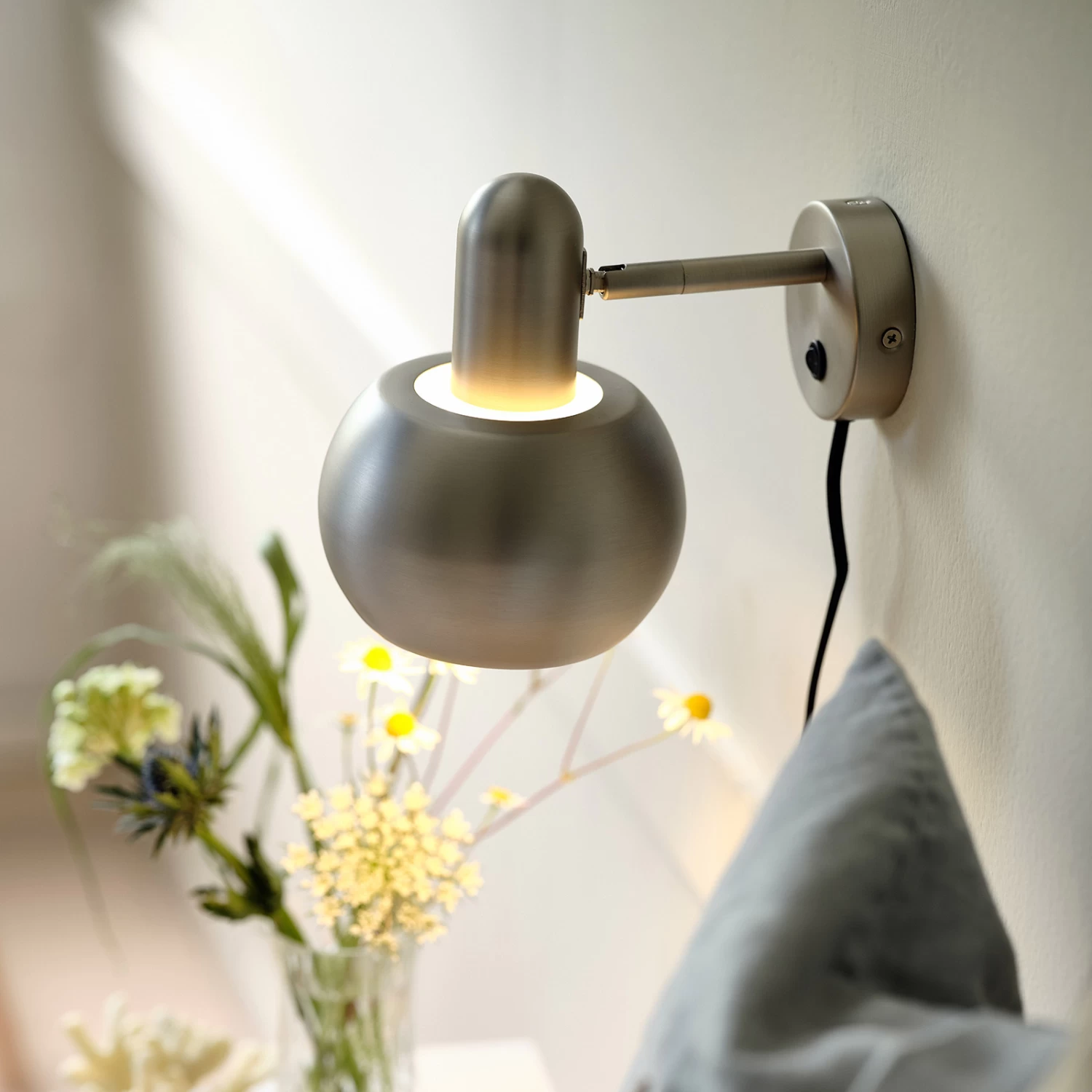 FRANDSEN BF20 Wandleuchte Mit Stecker, Satin Matt – Bild 3