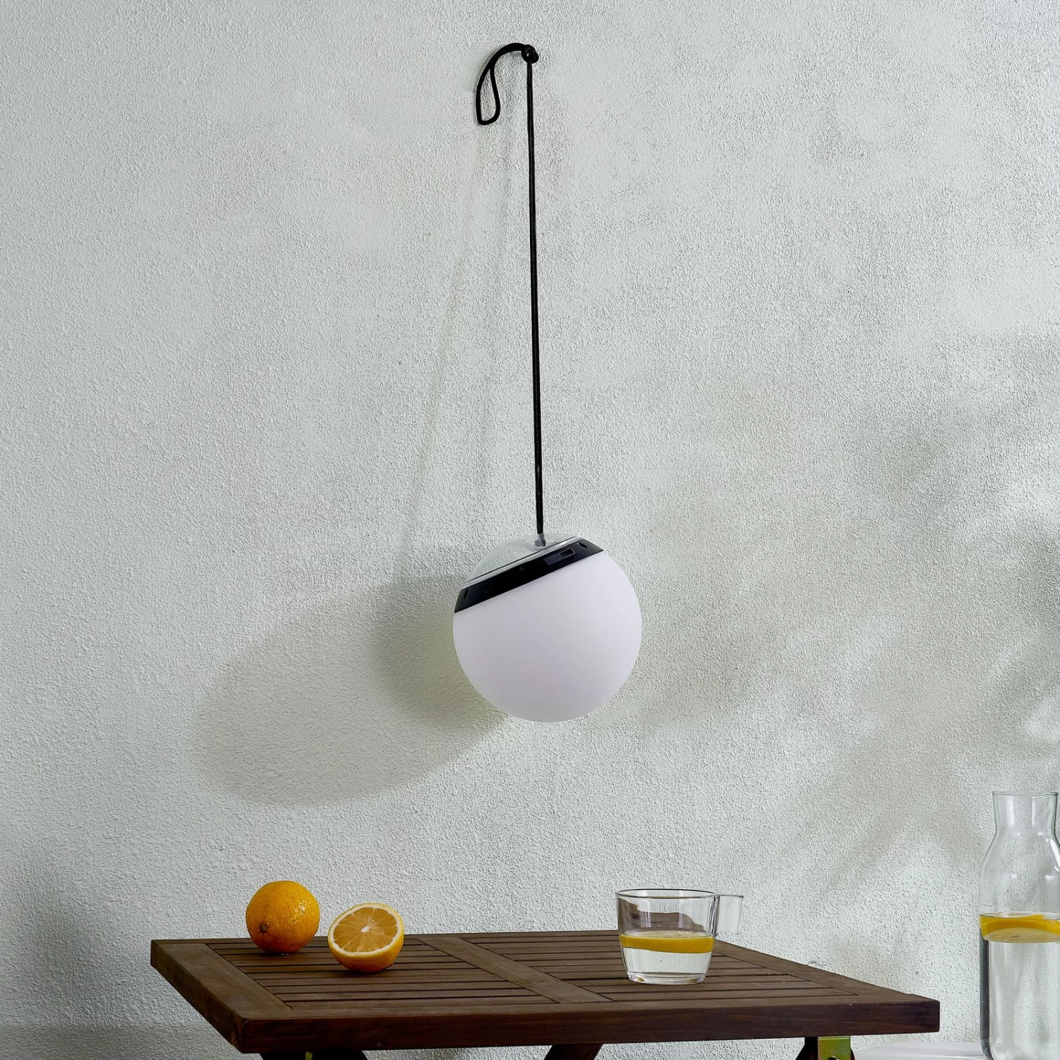 Lindby Eleia LED-Außen-Hängeleuchte, Akku – Bild 2