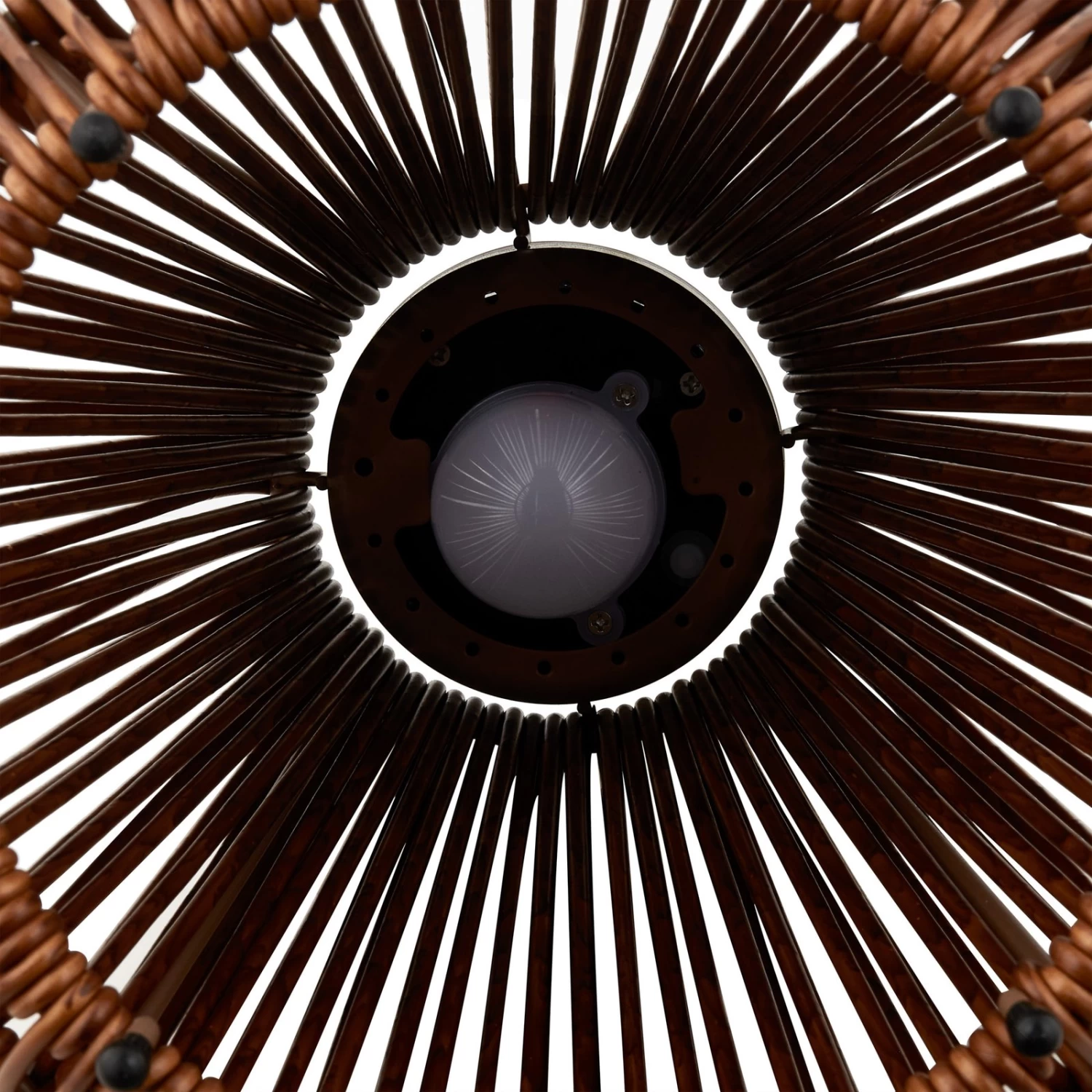 Lindby Amaria LED-Solar-Leuchte Rattan Dunkel – Bild 8