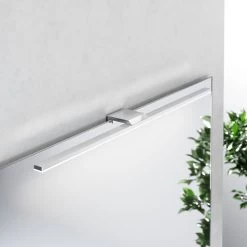 LED-Spiegelleuchte Triga IP44, Chrom, 60cm, 4.000K