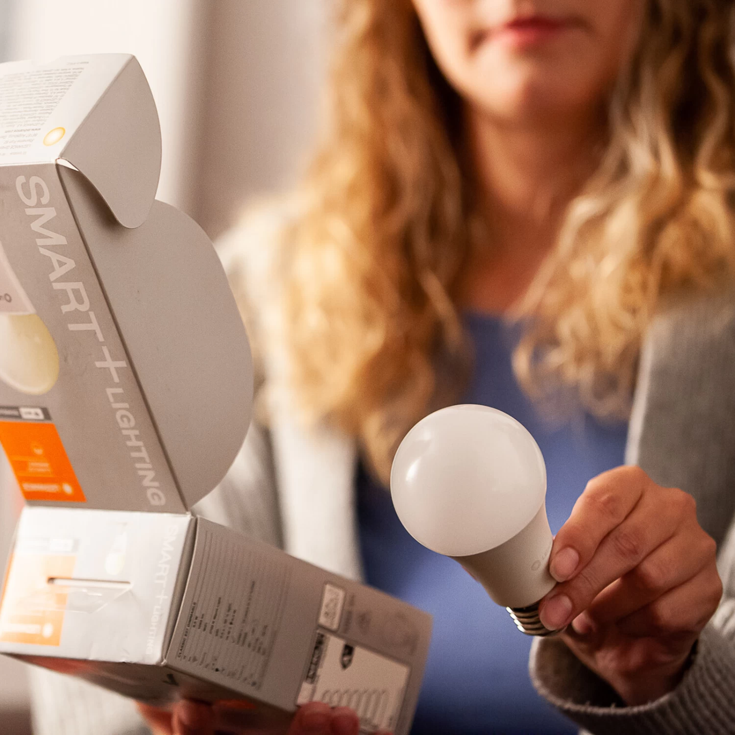 LEDVANCE SMART+ WiFi E27 A100 14W Classic RGBW – Bild 2