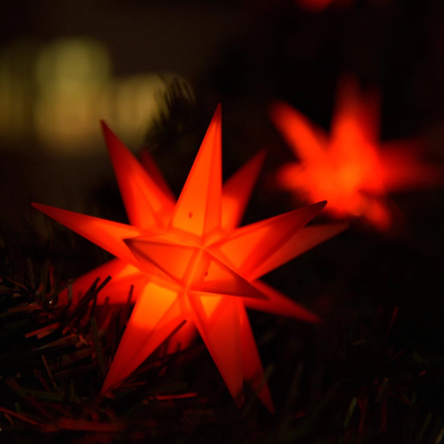 Lichterkette Stern Innen, 18-Zacker, 3-flg., Rot – Bild 2