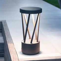 LED-Sockelleuchte Twist