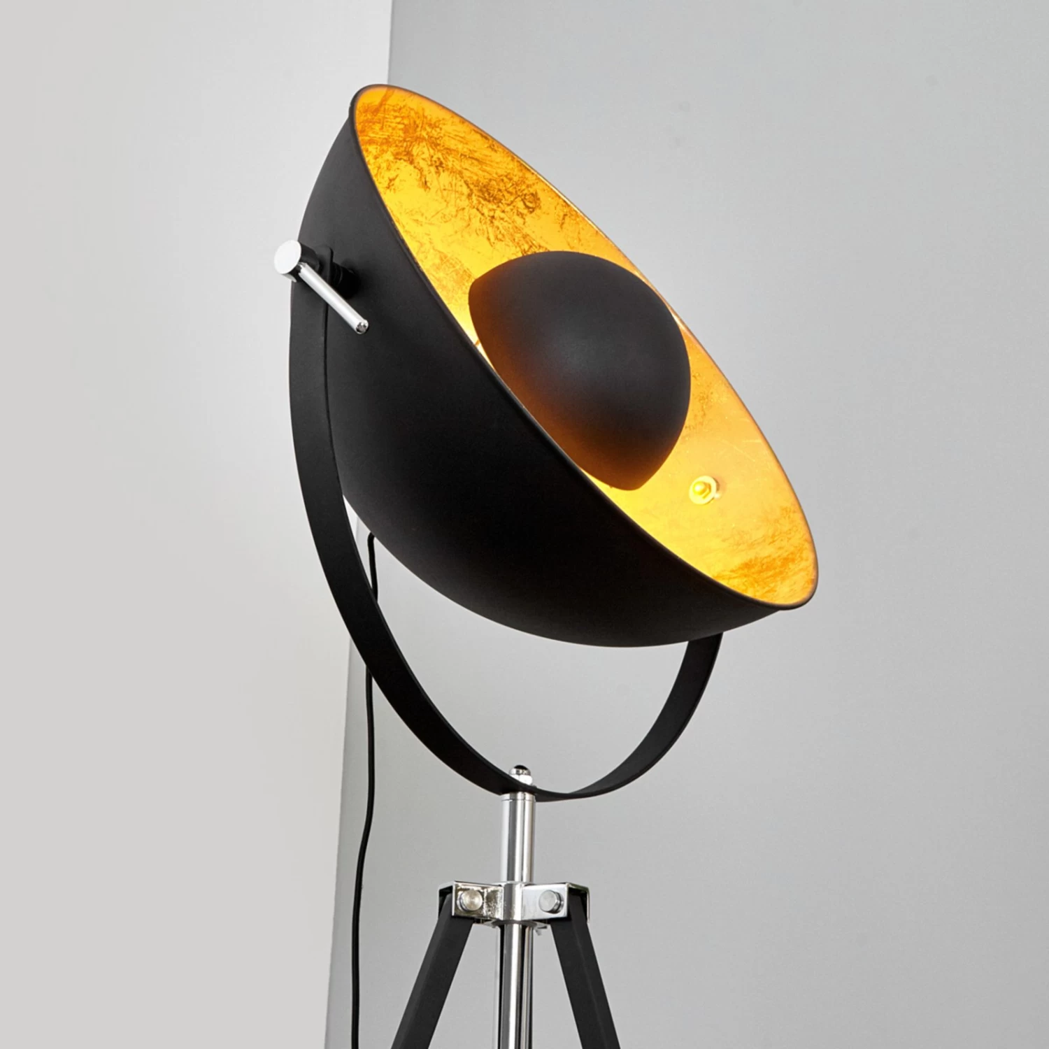 Stehlampe Mineva In Schwarz Und Gold – Bild 5