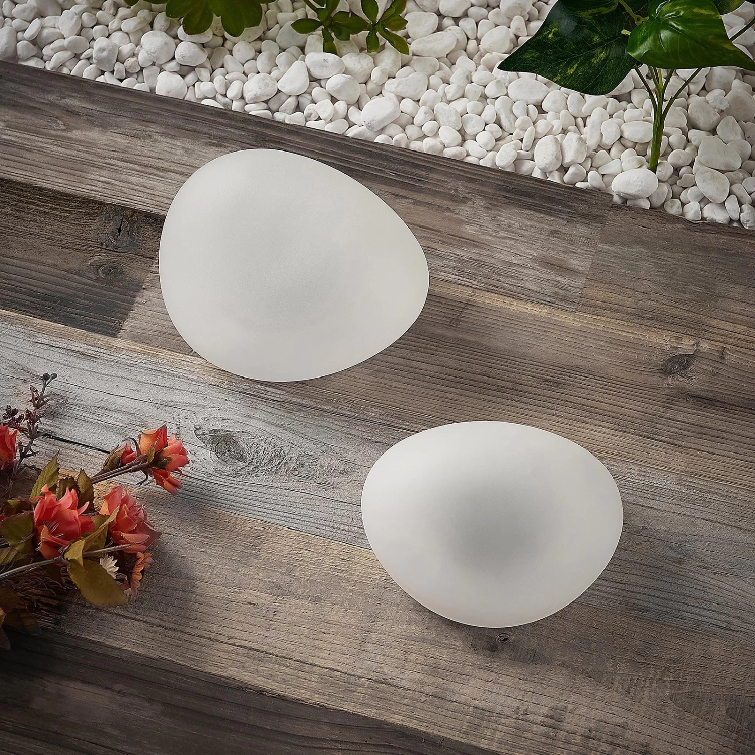 Lindby Pebbla LED-Solar-Dekoleuchten, 2er Set – Bild 5