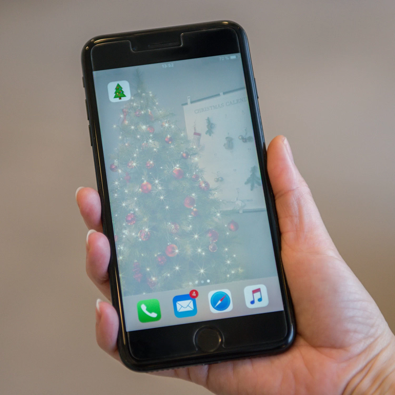 App-gesteuerter LED-Baummantel Innen 240fl – Bild 4