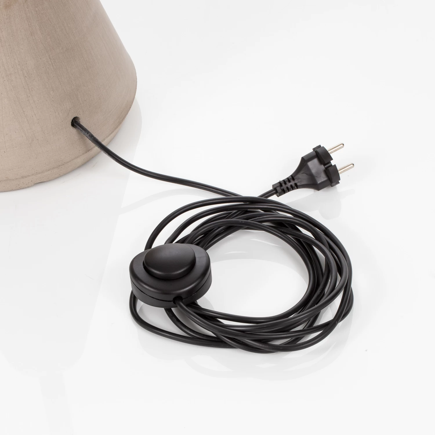 Karman Cupido LED-Stehlampe, Tunable White Via App – Bild 9