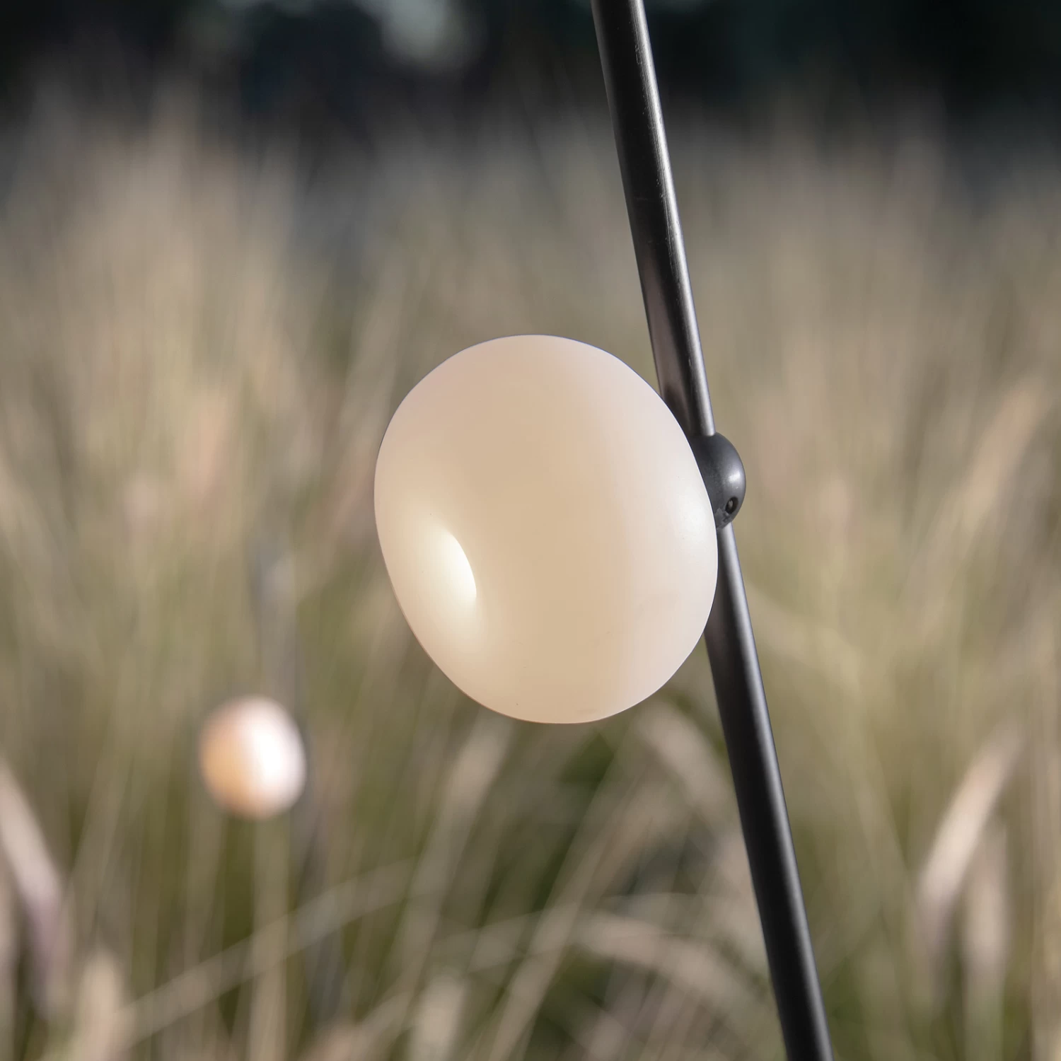 Karman Pois Spieß-Stehleuchte, IP65 3.000K 93cm – Bild 2