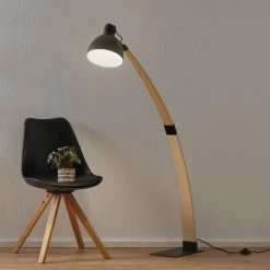 Flotte Stehleuchte Curf Mit Schwarzem Lampenschirm