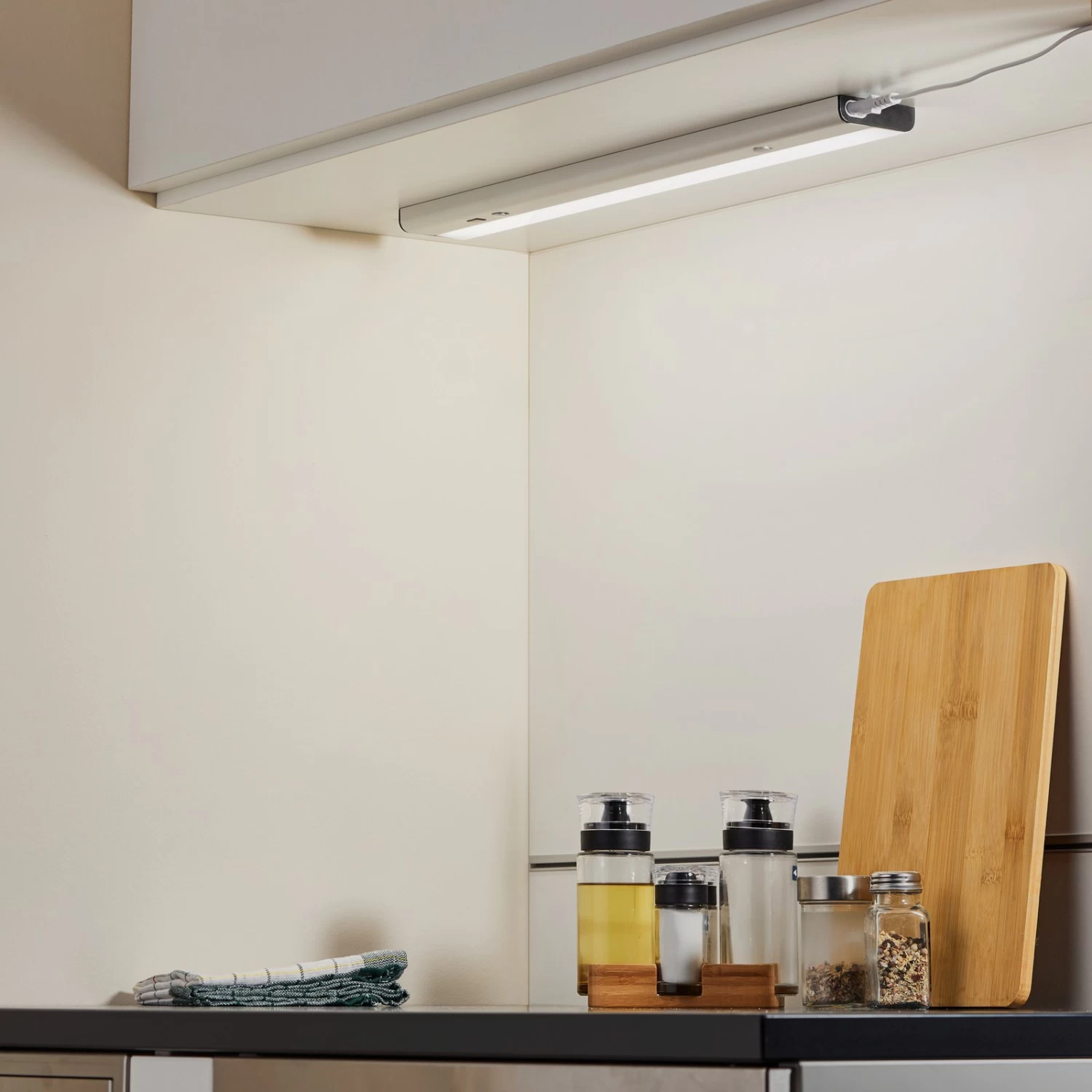 LEDVANCE Linear Flat Unterbaulampe 4.000K Sensor – Bild 2