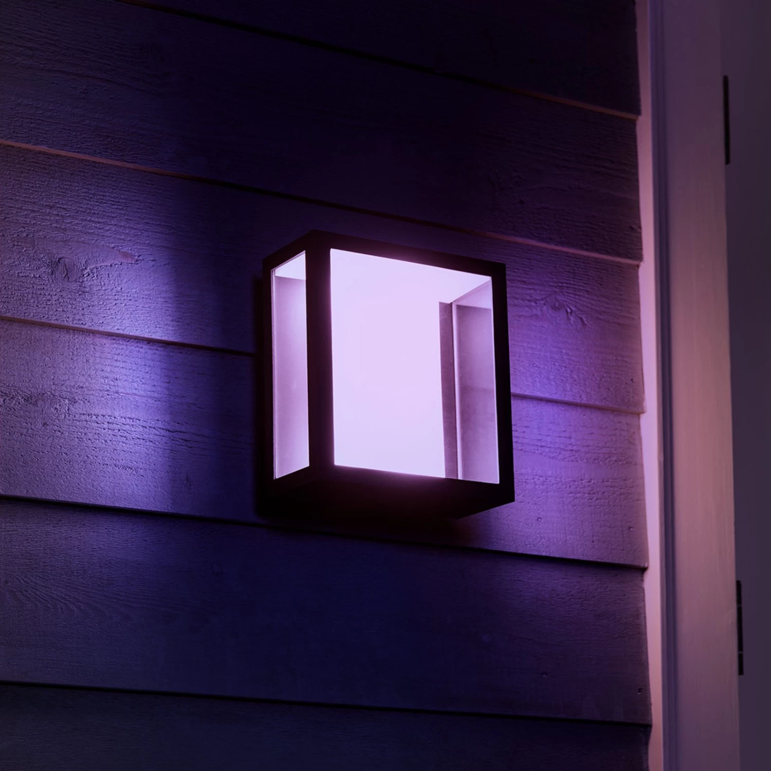 Philips Hue White+Color Impress Wandleuchte Breit – Bild 4