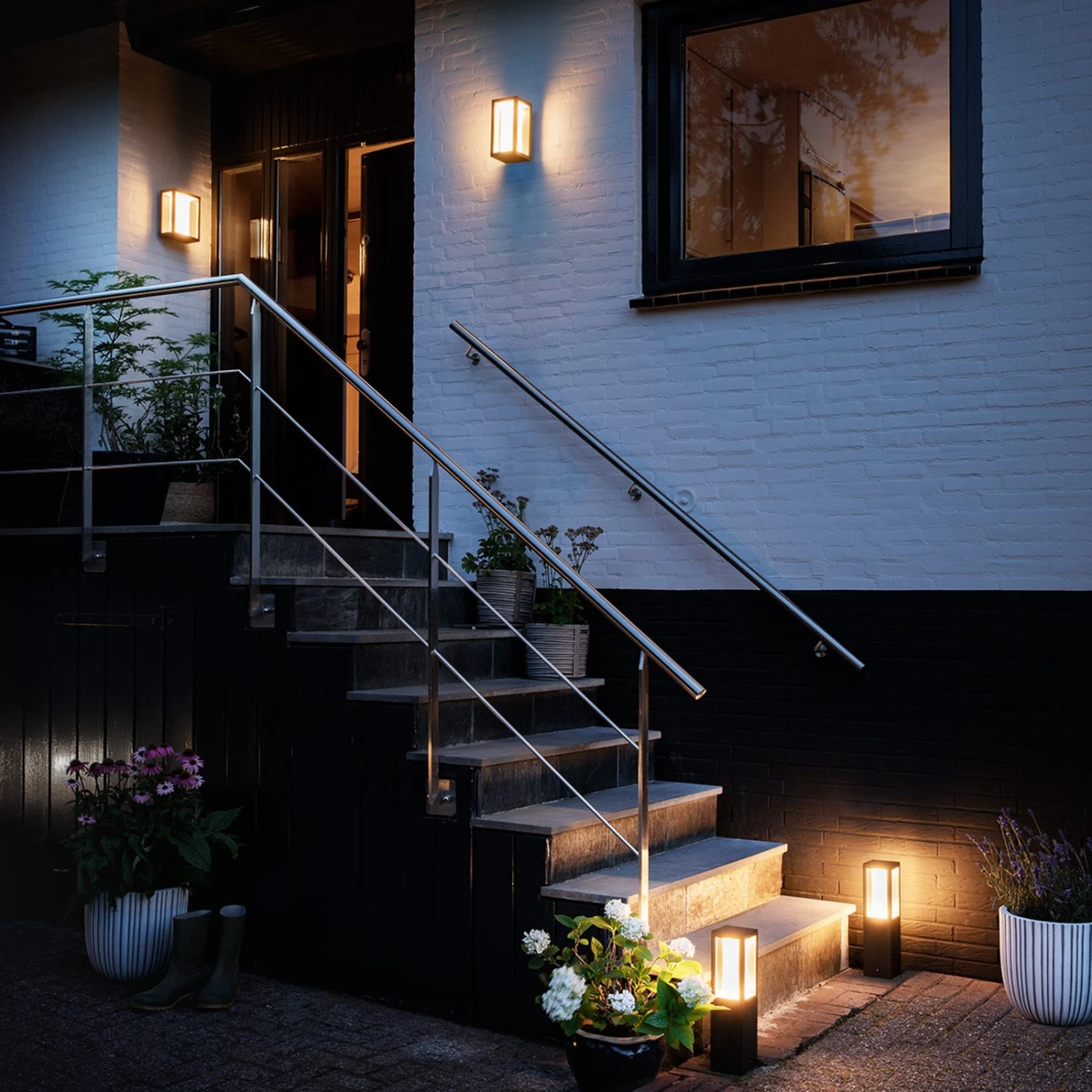 Philips Hue White+Color Impress Wandleuchte Breit – Bild 7