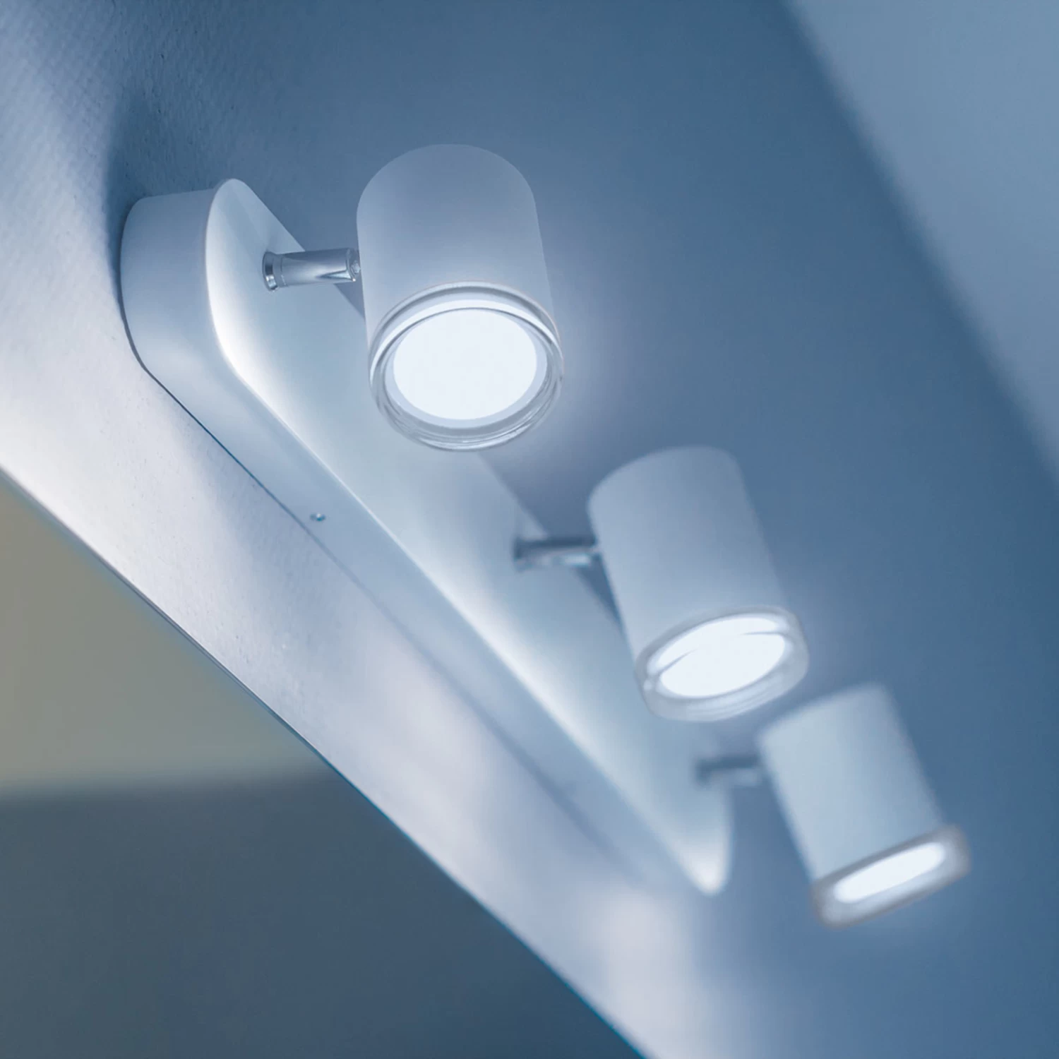 Philips Hue White Ambiance Adore LED-Spot 3-flg.