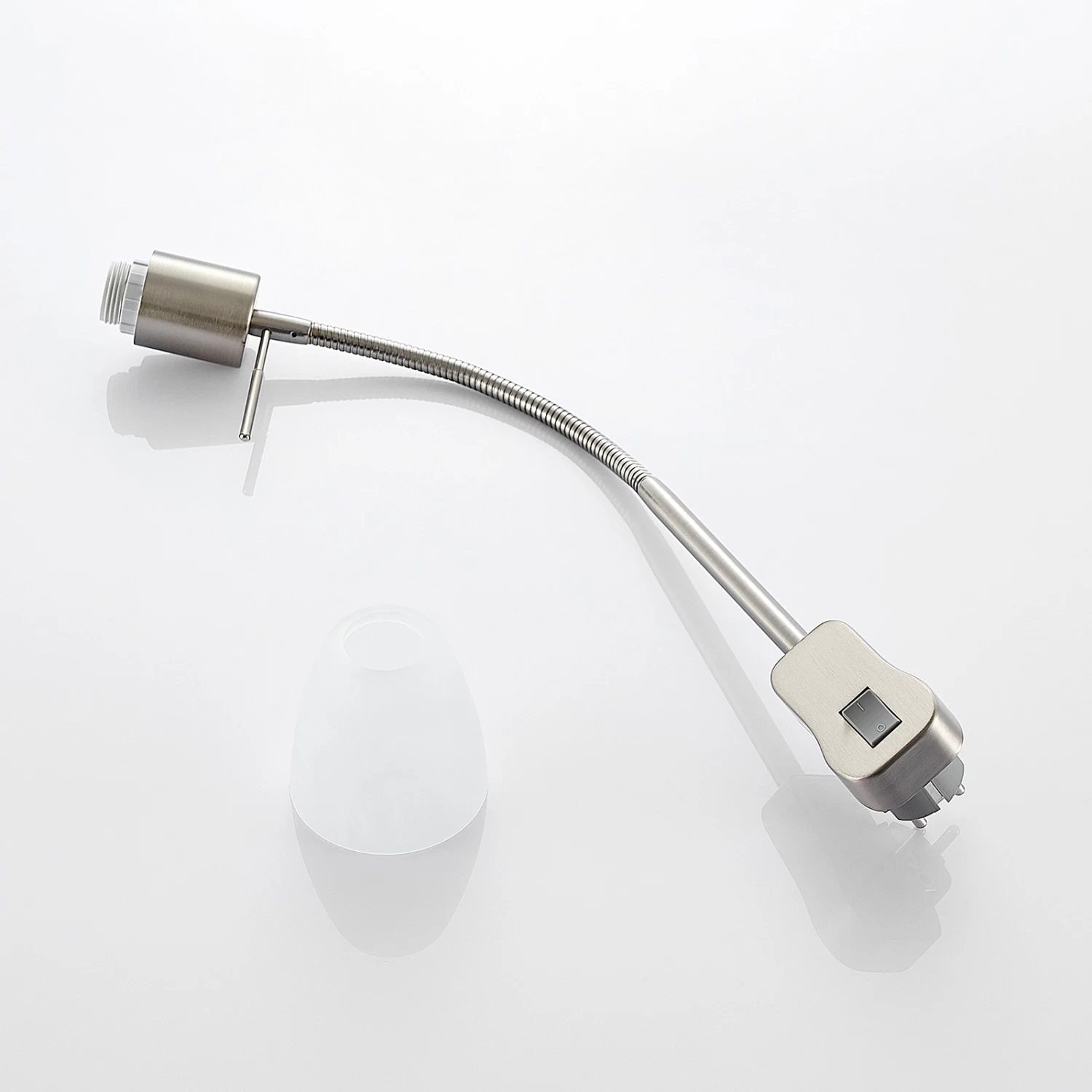 Lindby Nevyana Steckdosenlampe, Flexarm, Schalter – Bild 9