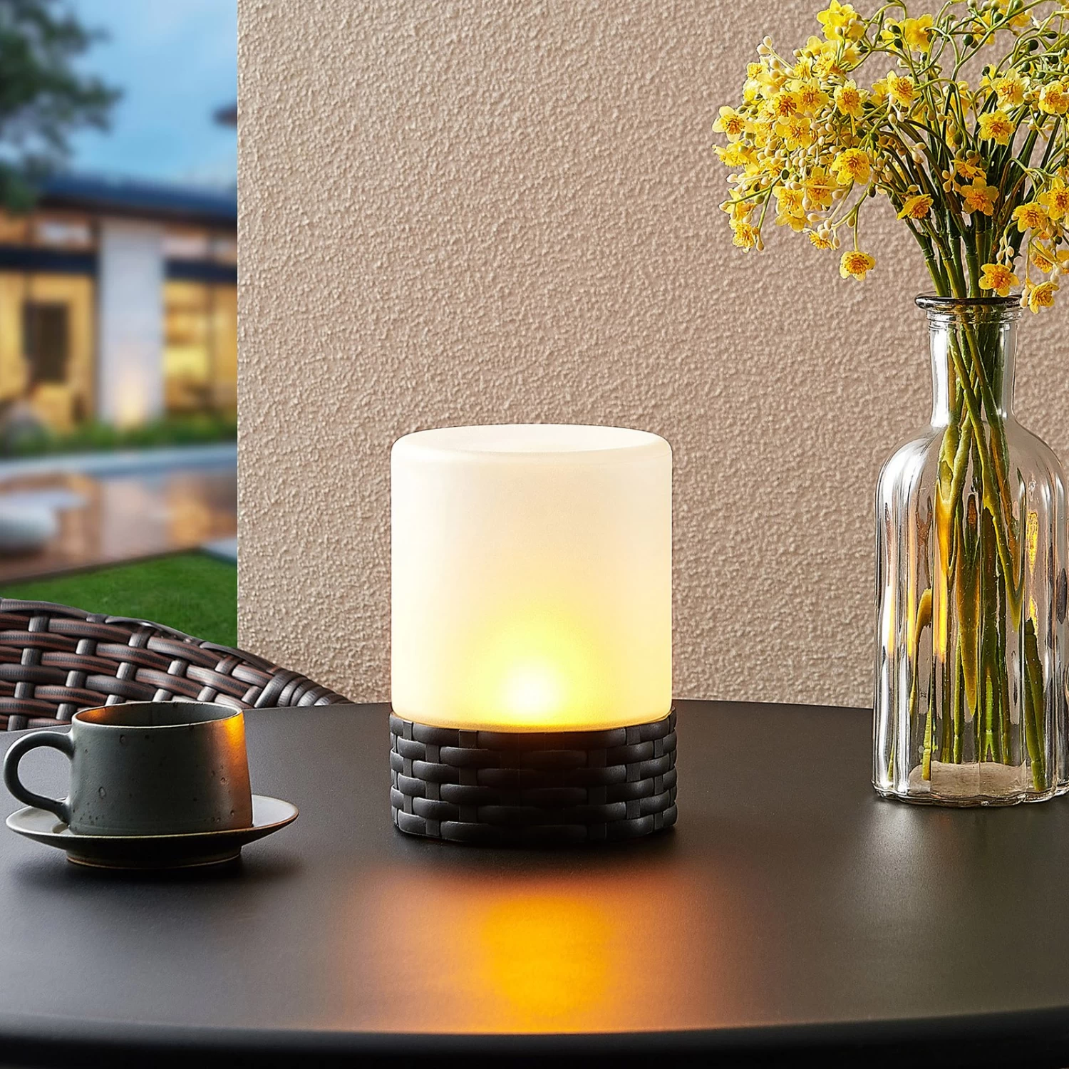 Lindby Saquir Solar-Dekoleuchte Mit Flammeneffekt – Bild 2