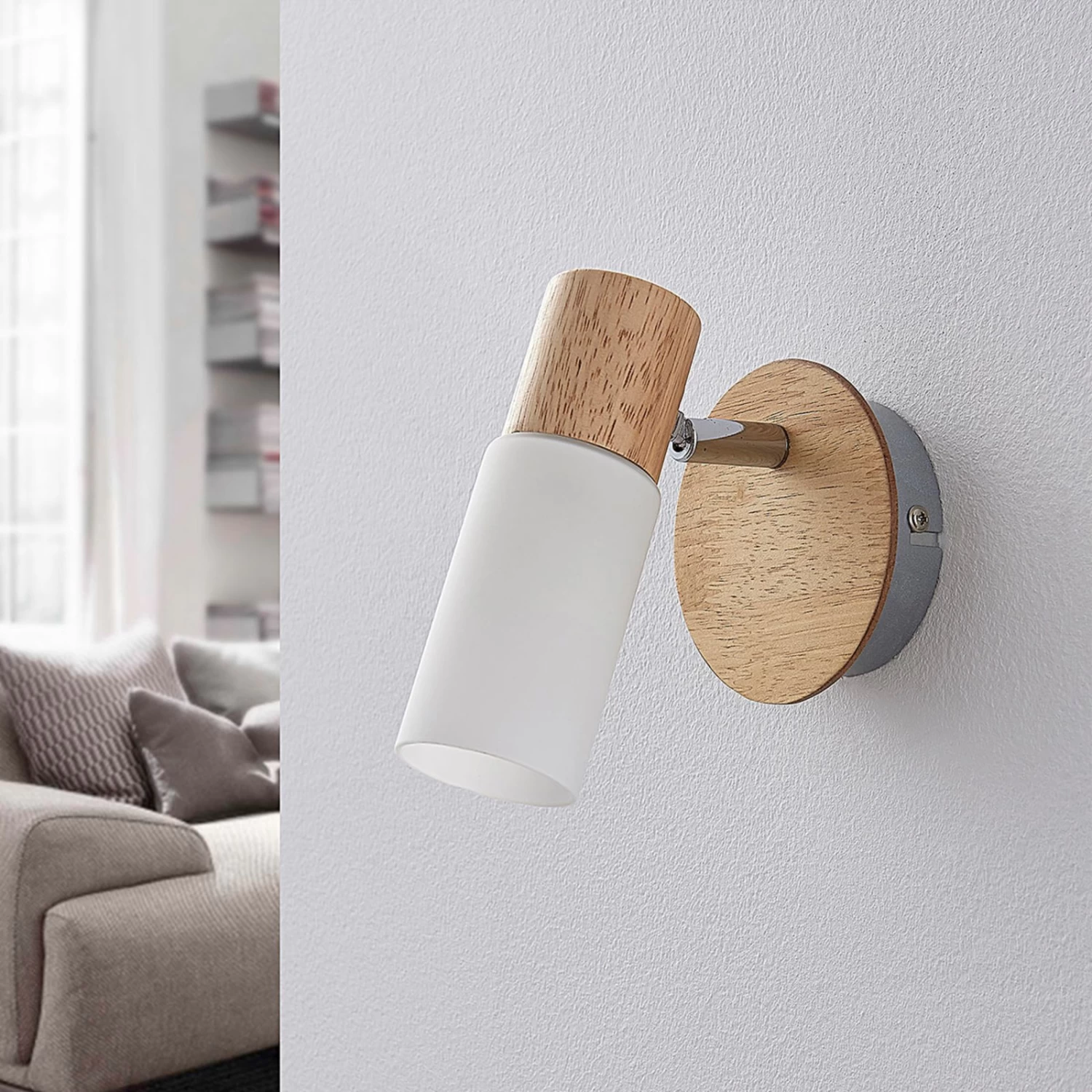 Holzspot Christoph Mit Weißem Schirm – Bild 3