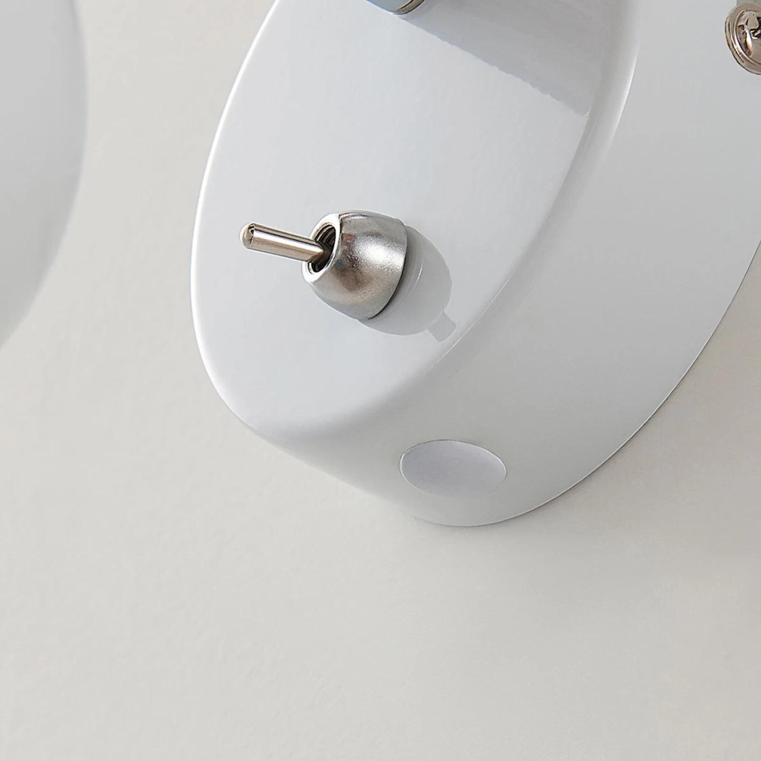 Weißer Metallstrahler Fridolin Mit Schalter – Bild 7