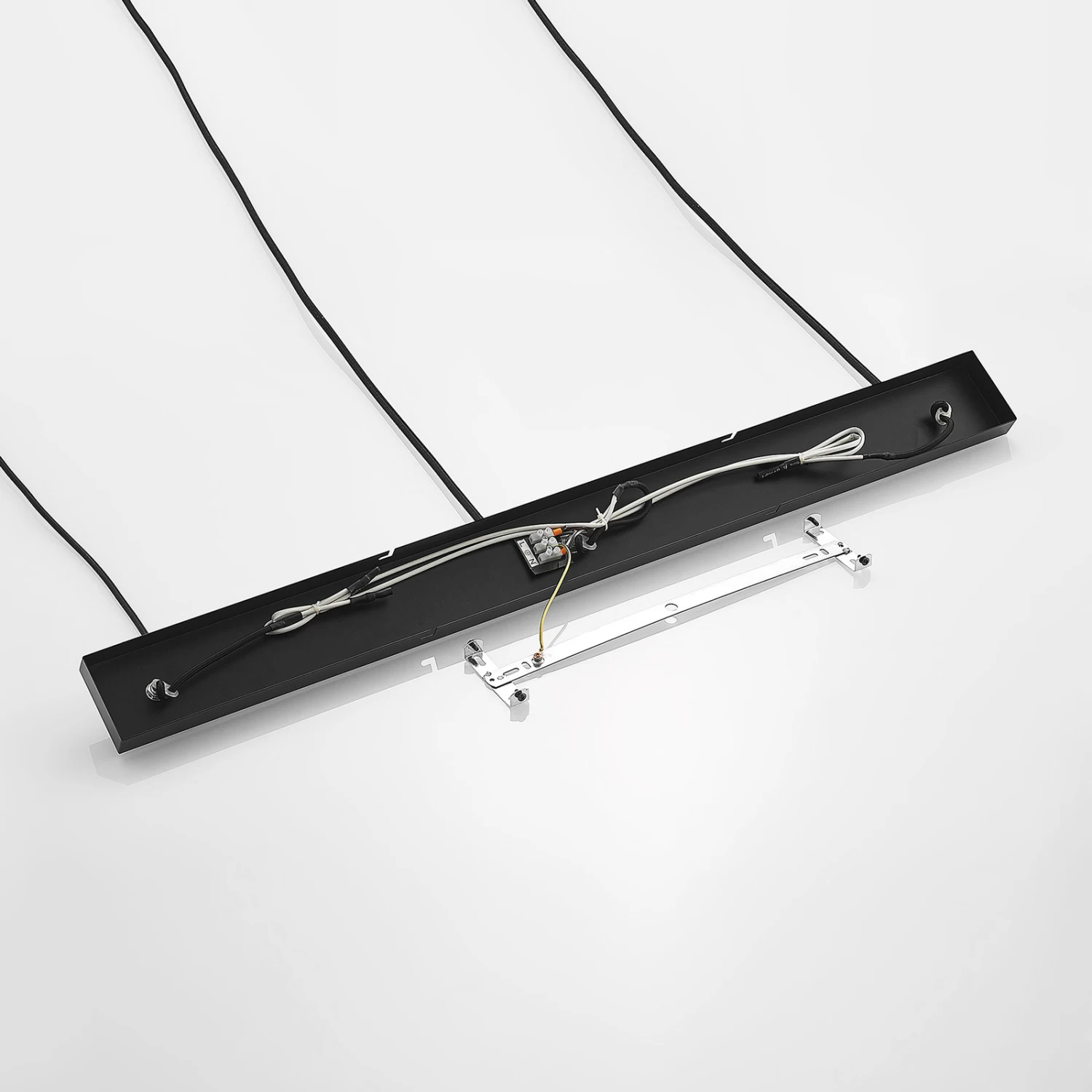 Lindby Justinos Hängeleuchte, Dreiflammig, Schwarz – Bild 9